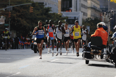 Kopgroep met  Goumri op de first Avenue ( 17 mile)